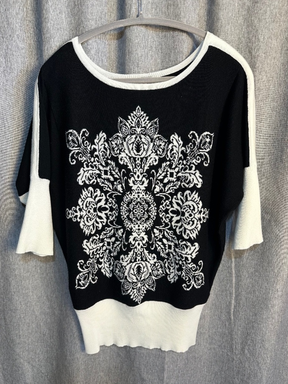 Allison Brittney Black & White Damask Mandala Batwing Sweater - Size L